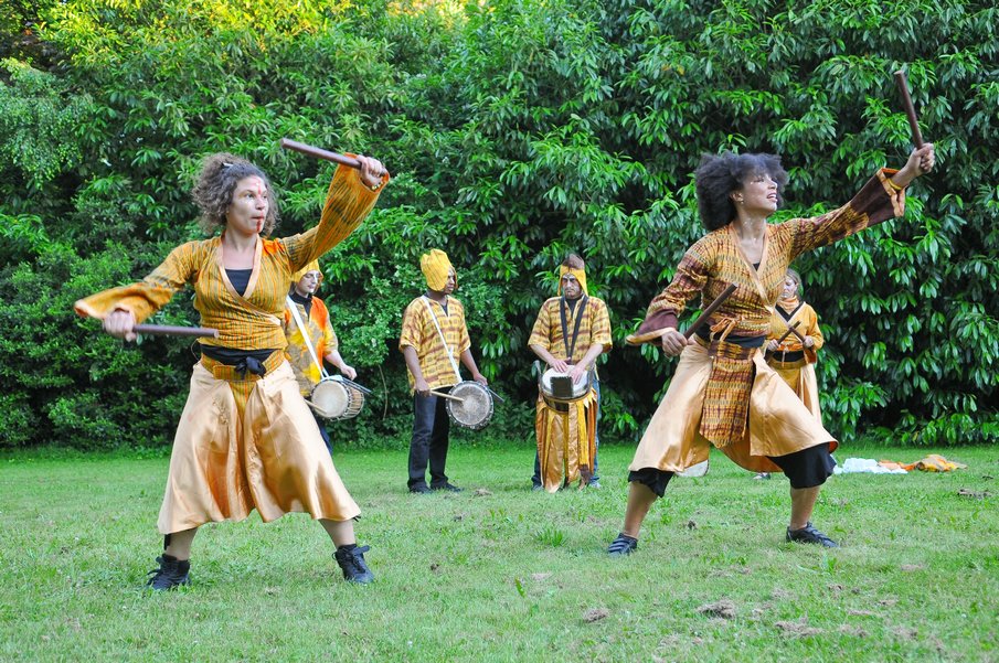 Evry Daily Photo - Cie Afrodite - Fete Mille et une Lumieres 159.jpg